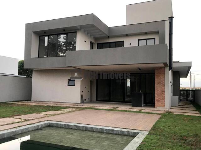 #11 - Casa para Venda em Porto Feliz - SP - 2