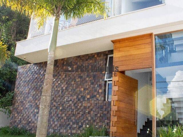 #14 - Casa para Venda em Santana de Parnaíba - SP - 2
