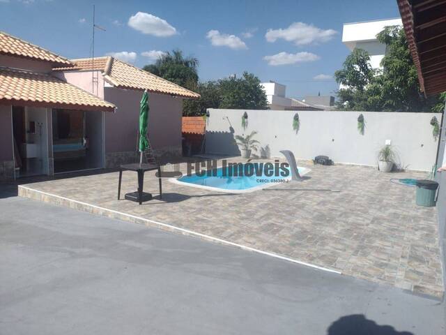 #100 - Casa em condomínio para Venda em Tatuí - SP - 2