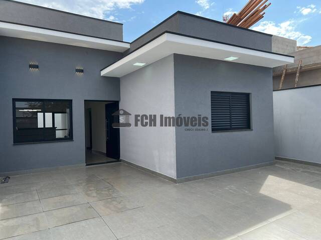 #270 - Casa para Venda em Boituva - SP - 1
