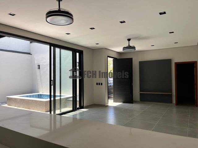 #295 - Casa para Venda em Porto Feliz - SP - 1