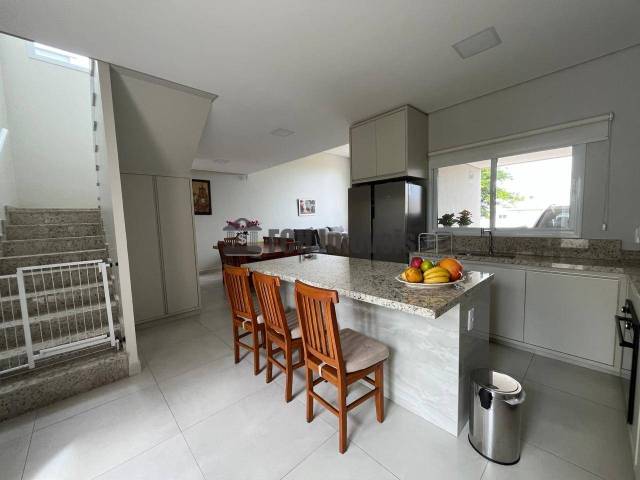 Sobrado para Venda em Porto Feliz - 4