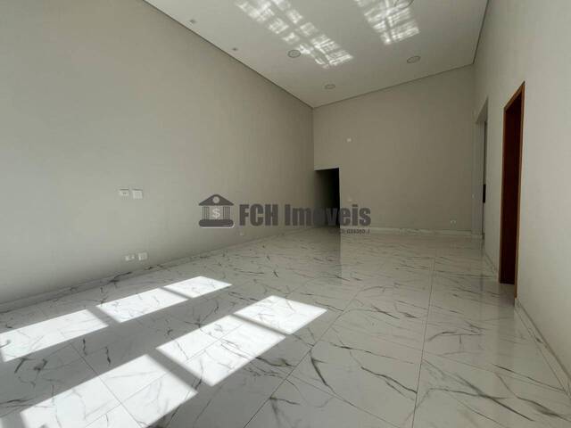 #315 - Casa para Venda em Porto Feliz - SP - 2