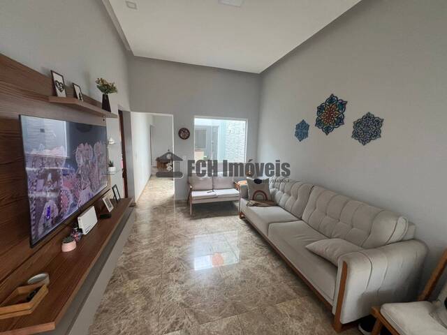 #318 - Casa para Venda em Boituva - SP - 2