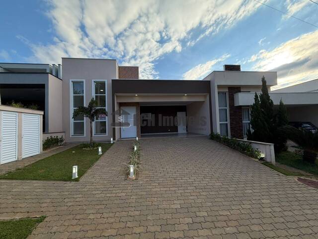 #315 - Casa para Venda em Porto Feliz - SP - 1